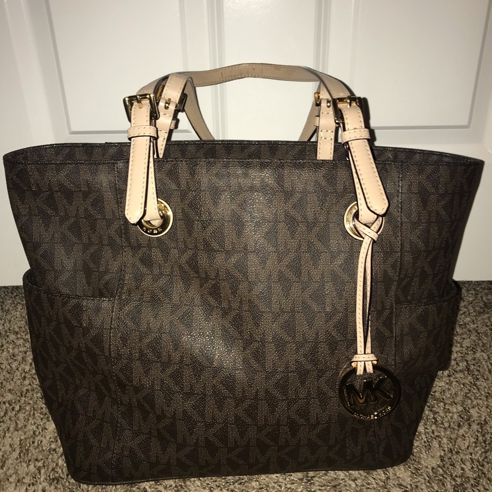 Michael Kors Handbag - barely used